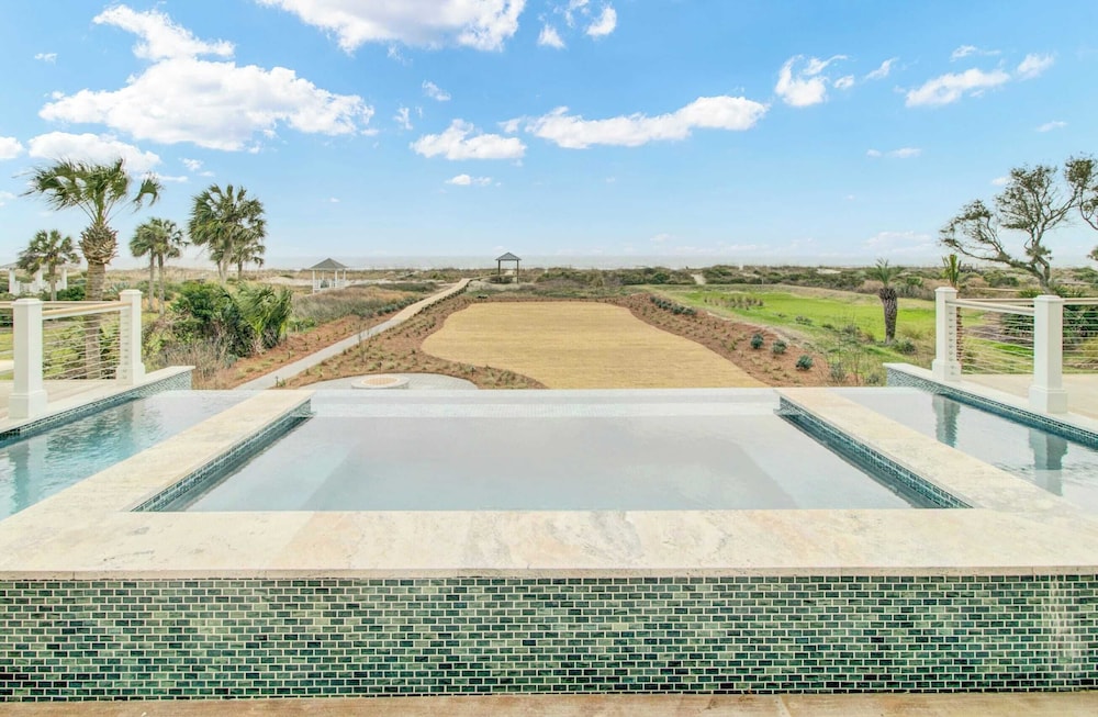 3108 Palm by Avantstay Oceanfront, Private Pool, Incredible Views