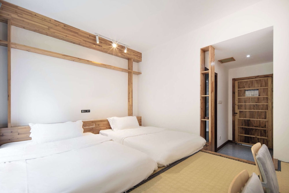 XiangLu YiMo Valley Retreat Guesthouse