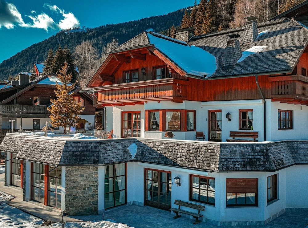Bad Kleinkirchheim Lush and Spacious Villa With Indoor Pool and Wellness