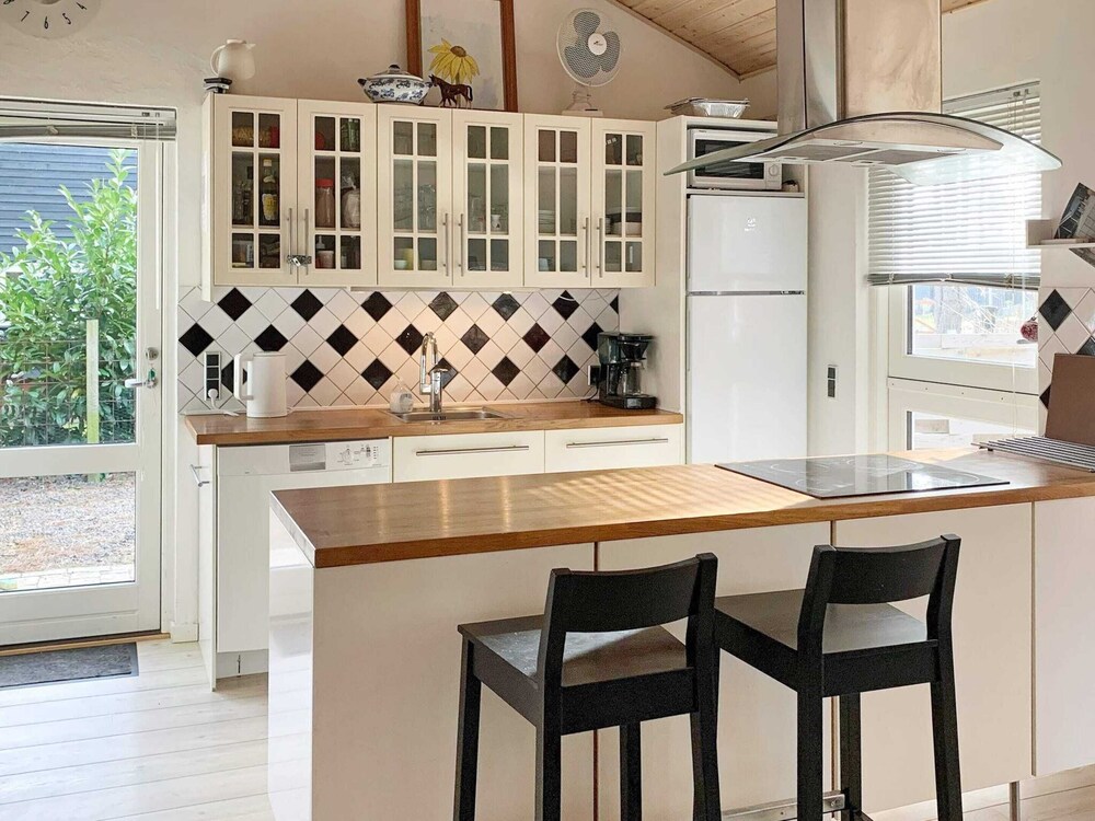 Cozy Holiday Home in RÃ¸dby near Beach view 4