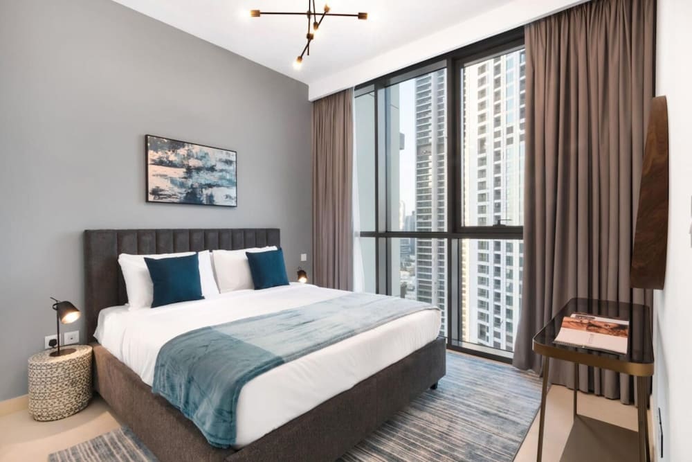 Silkhaus Spacious Near Dubai Mall Balcony Views