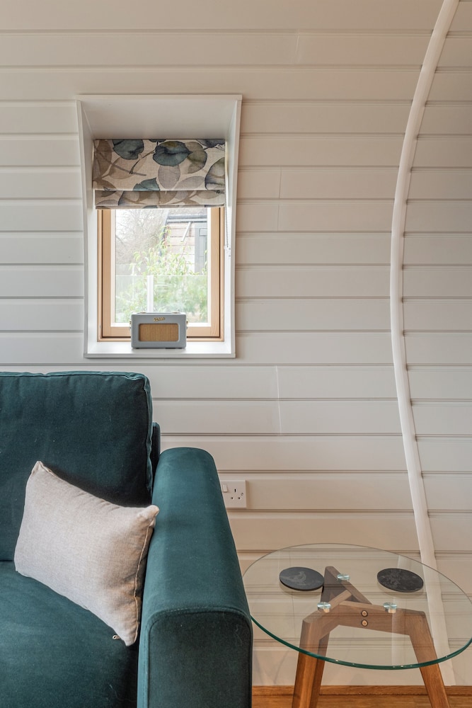 Stunning EcoRetreat Pods in Old Chalford
