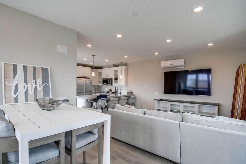 Santa Barbara Loft