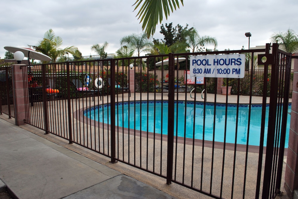 Orange County/Anaheim Vacations - Budget Inn Anaheim - Property Image 12