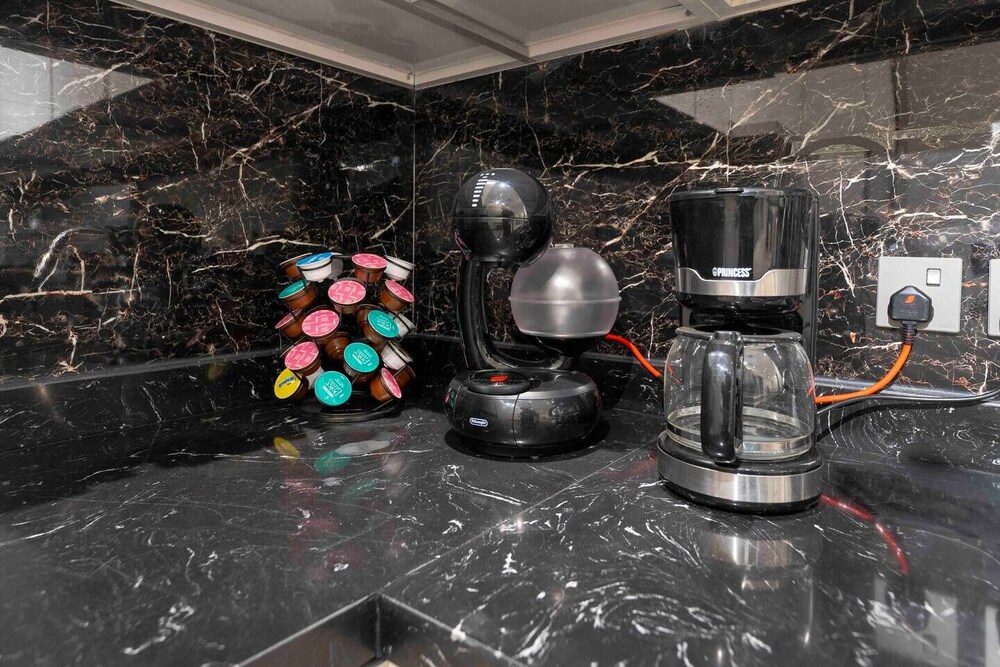 Cozy and Calm Flat in Alwadi Xlll