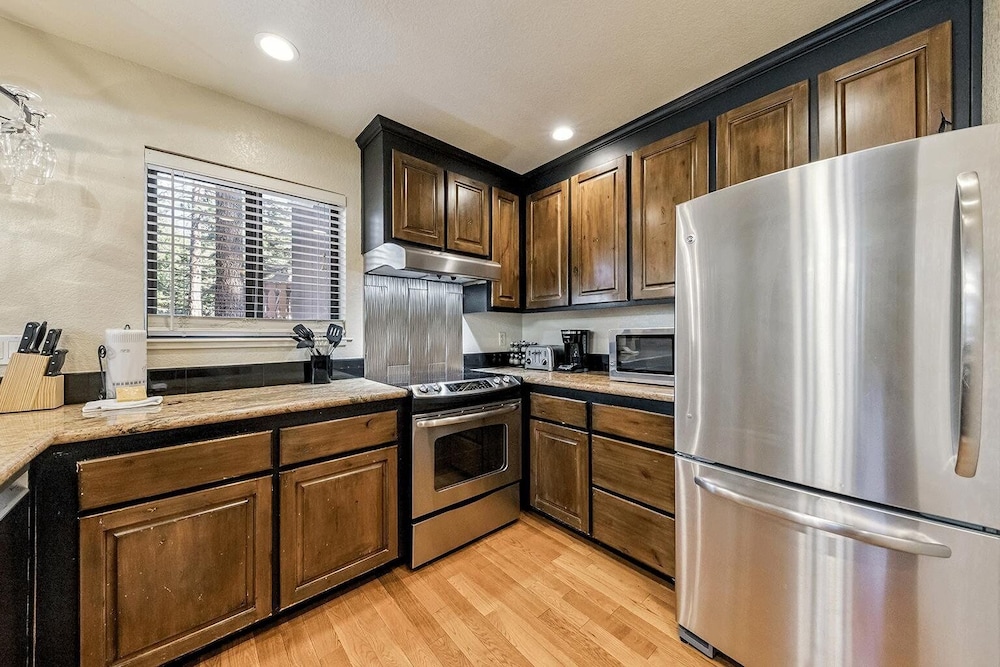 1192 Timber Lane 4 Bedroom Home