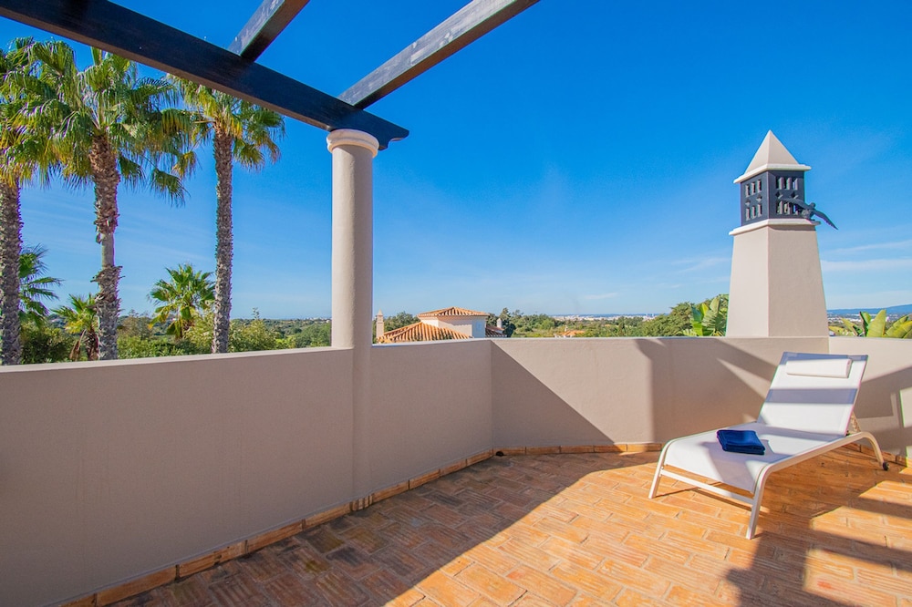 Casa Bela Vista in Est Mbar