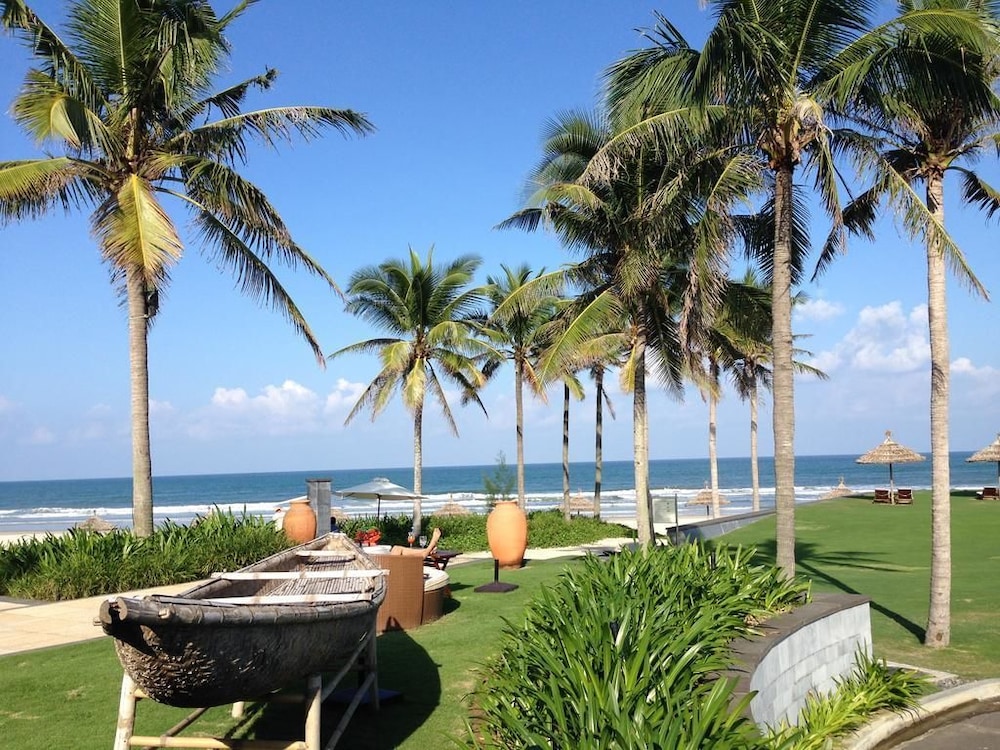 Ocean Villas Beach Resort