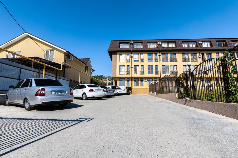 More Apartments na Bakinskoy 36