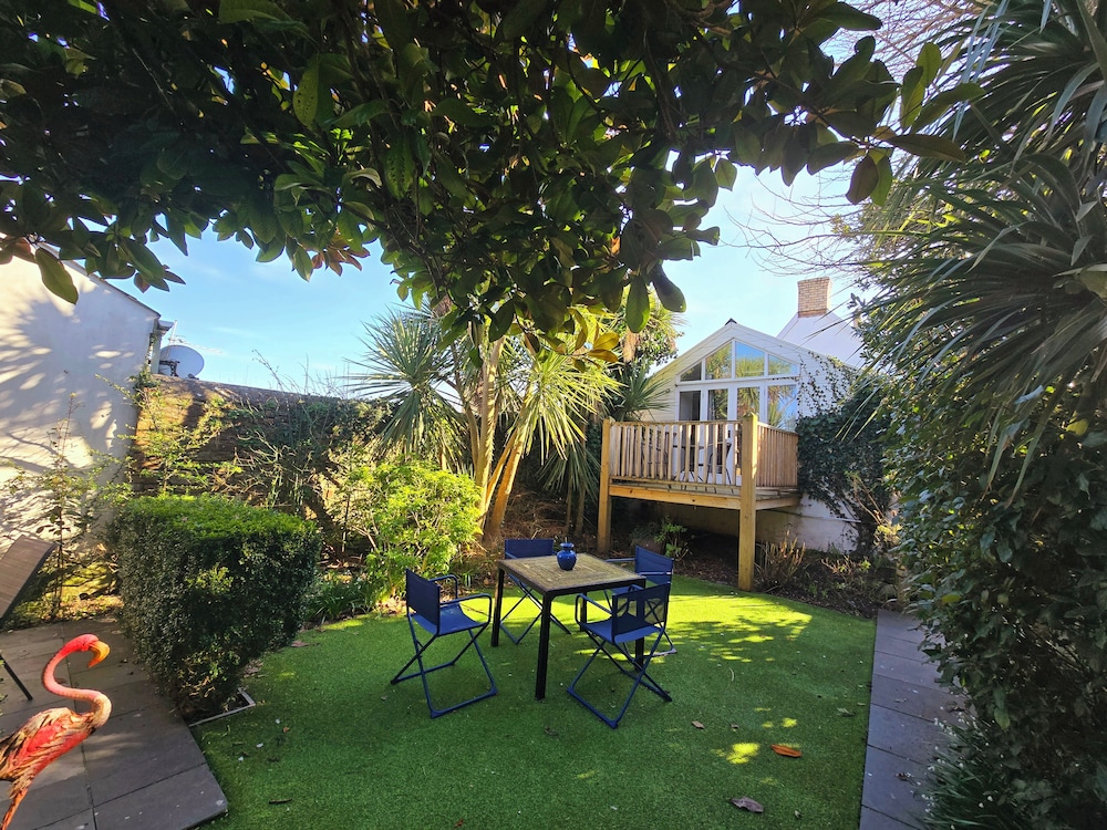 Apple Tree Cottage