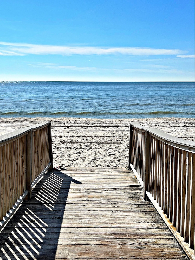Surf Side Shores II