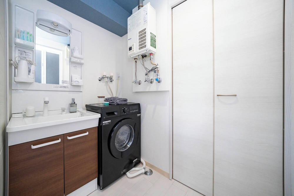 HILLSGARDEN 405