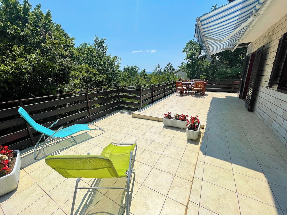 Apartment Nadica