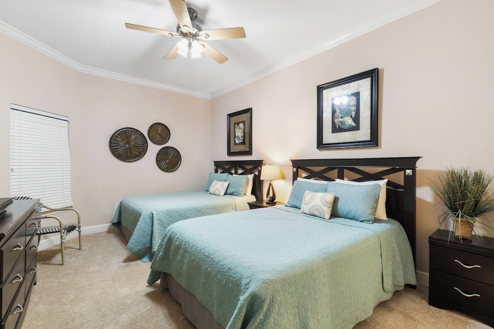 Phoenix West Condominiums