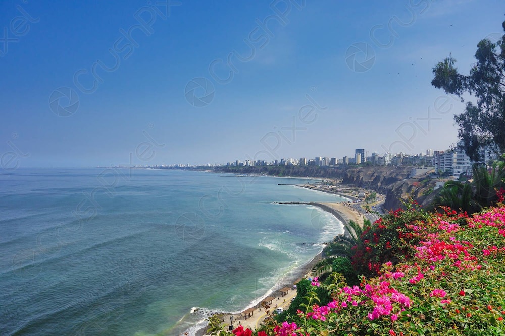 OceanFront Larcomar Apartments