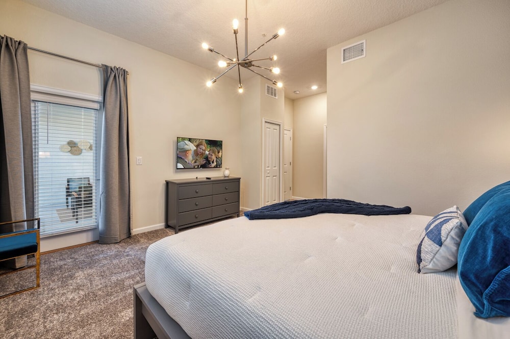 Champions Gate condos by UNE - Image 5