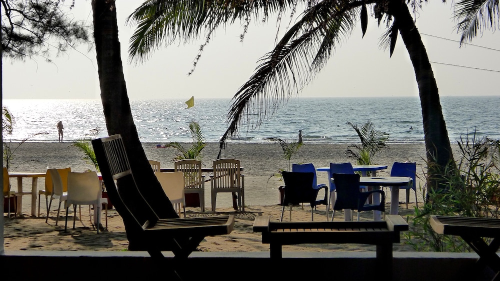 Mamagoa Resort