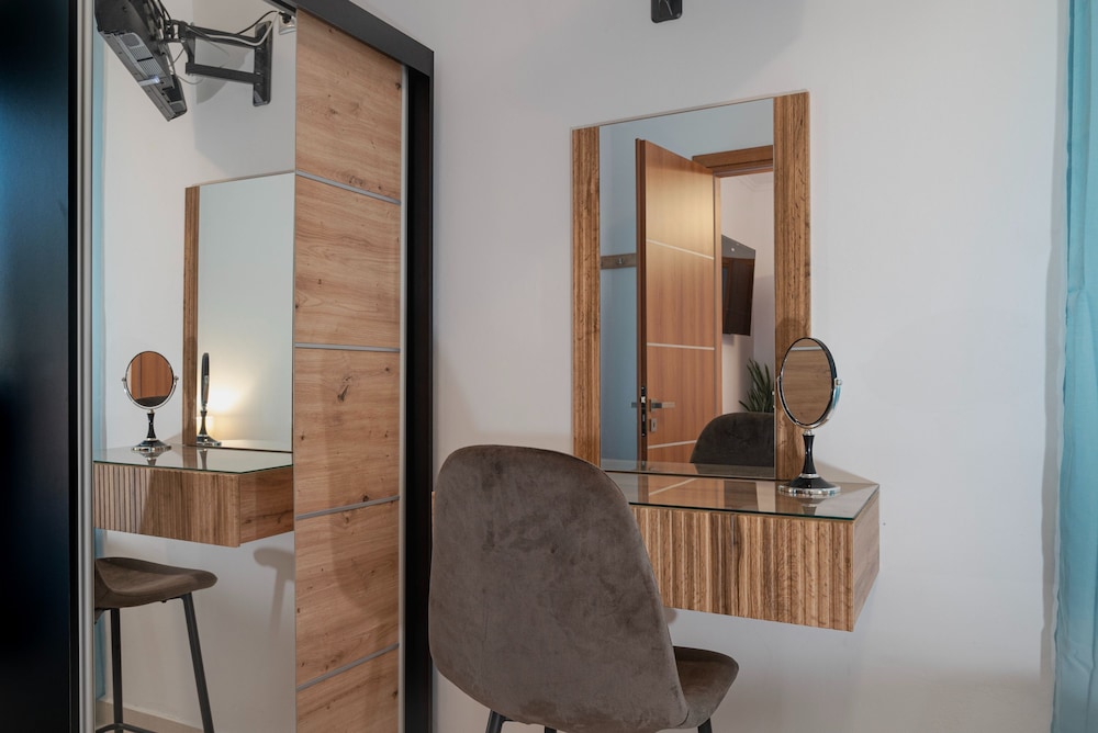 Avli Village House With Private Jacuzzi