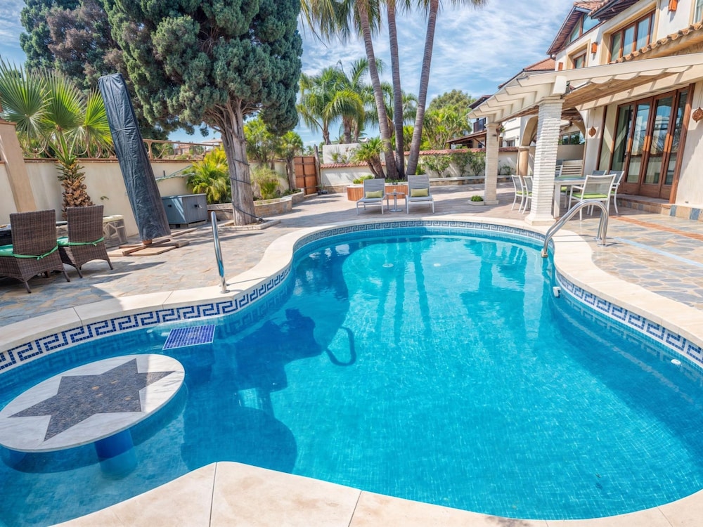 Villa Luna in Estepona