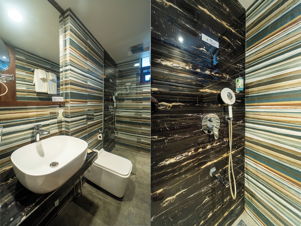 Treebo Premium Nova Candolim with Pool and spa
