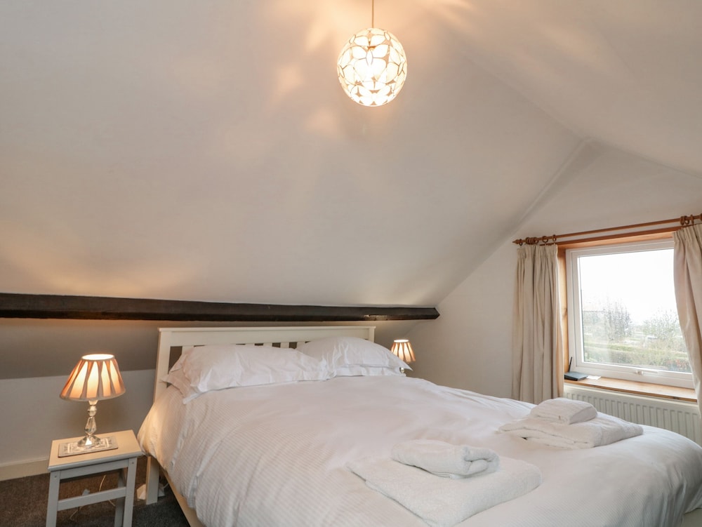 Orchard Cottage view 2