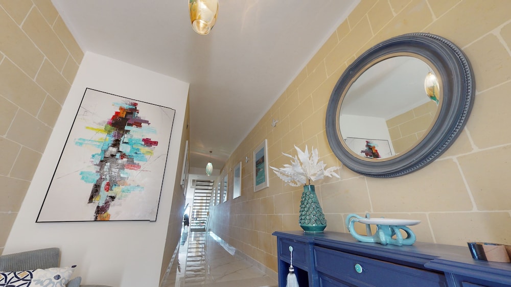 Dubhlina Luxury Bed & Breakfast - Gozo view 2