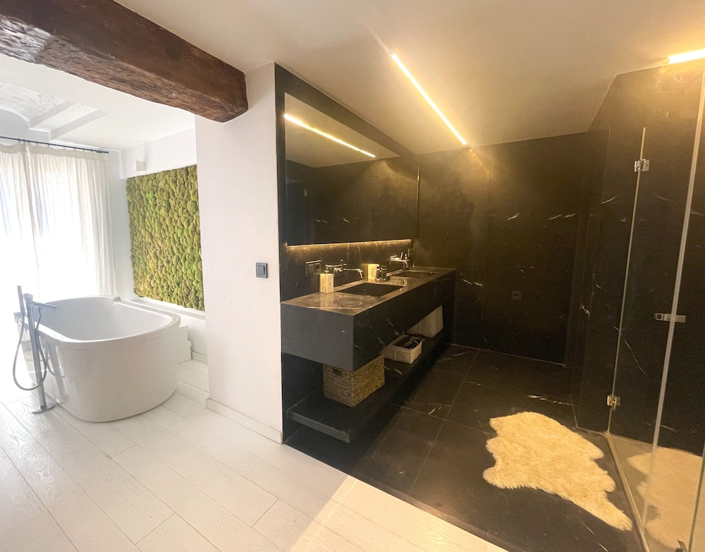 Valencia Luxury - Boutique El Carmen
