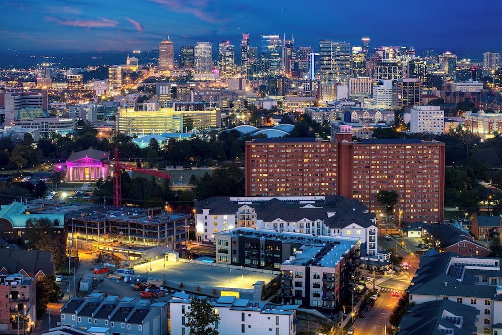 The Odyssey Apartments – by AvantStay Designer Stay in Midtown