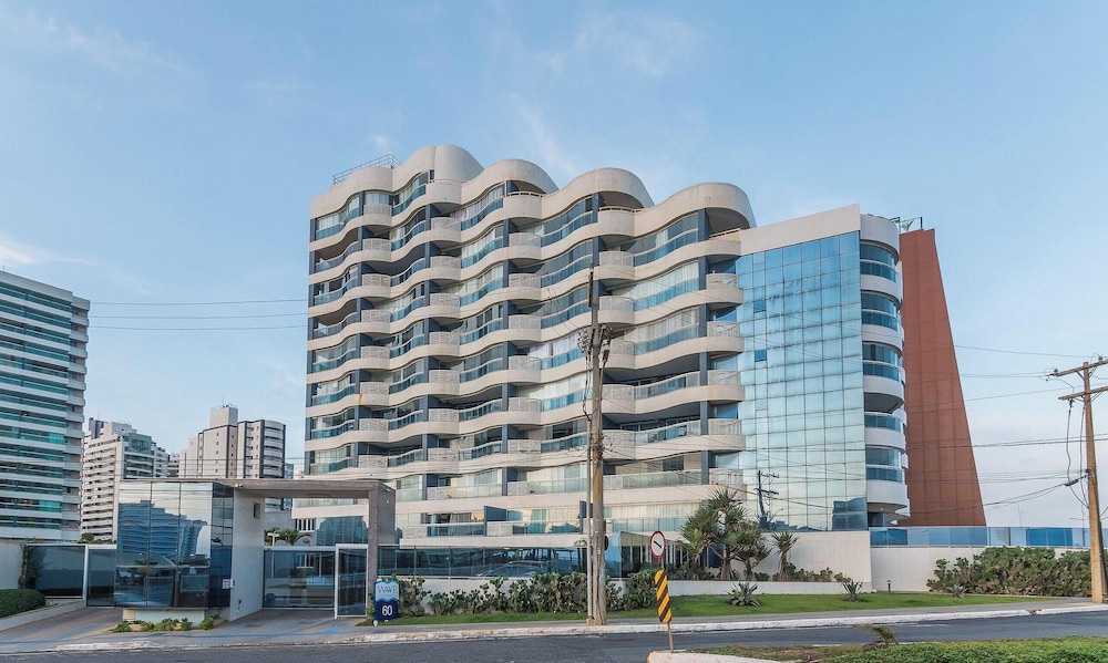 Your Exclusive Stay in a Building With a Pool Just Steps From the sea - WJA