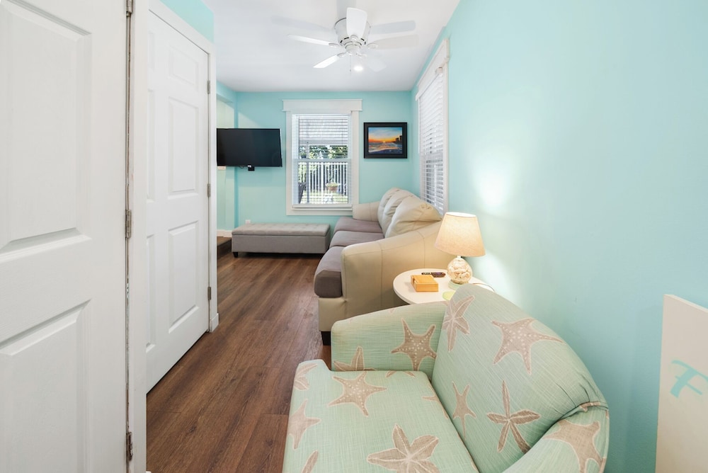 Hideaway Cottage
