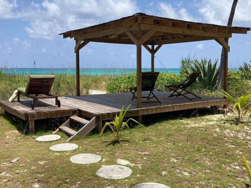 Wish House - Private Beach House Double Bay Beach 3 Bedroom Home