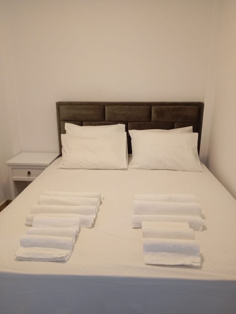 Ifestia House