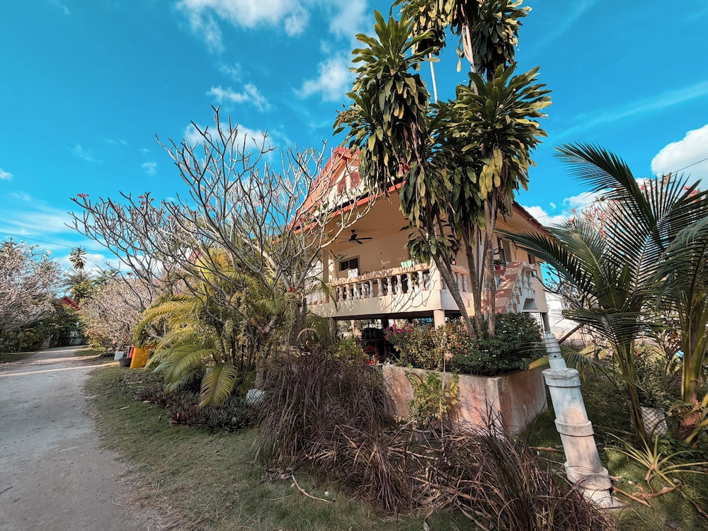Labelle villa koh phangan