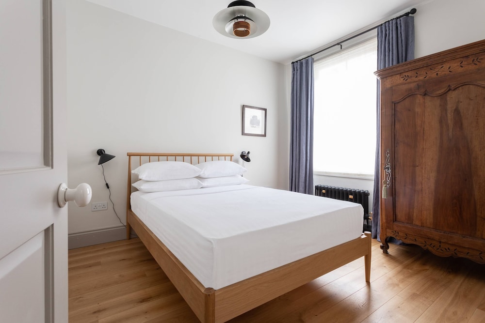 Baxendale Street by Onefinestay