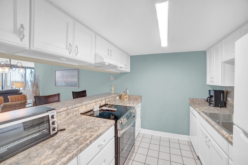 Gulf House 401