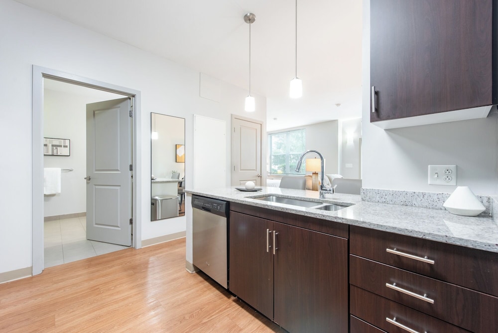 Landing Furnished Apartments South End Stratford