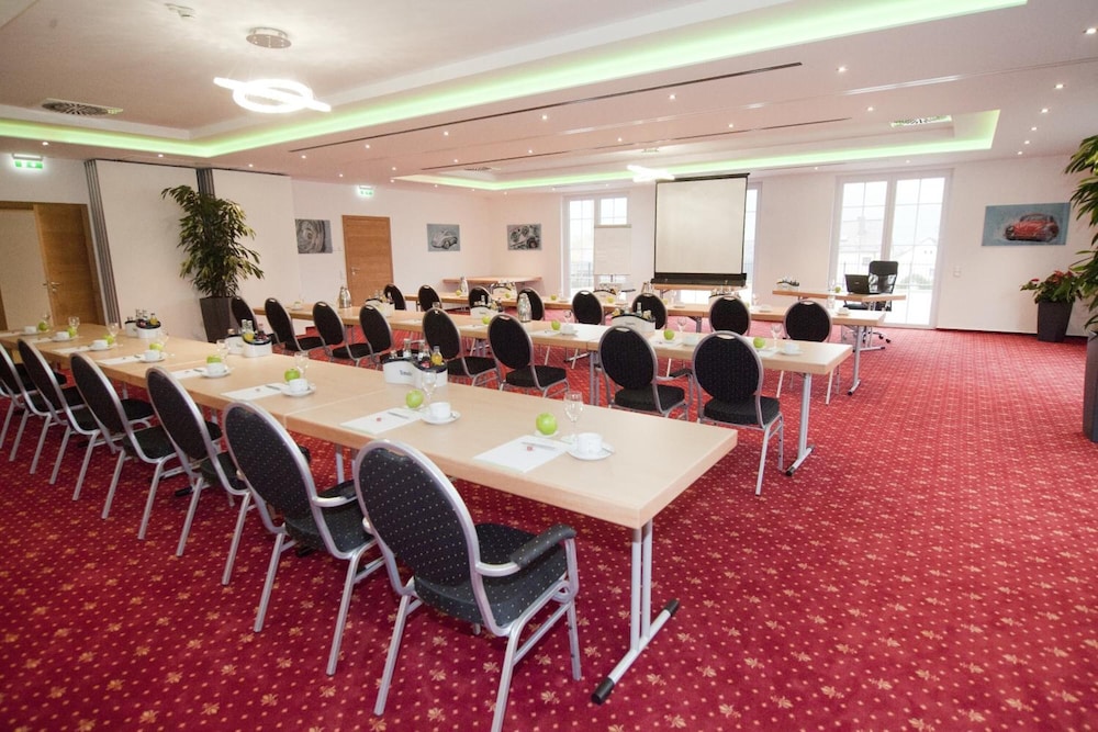 Landhotel Edelfinger Hof - Property Image 12