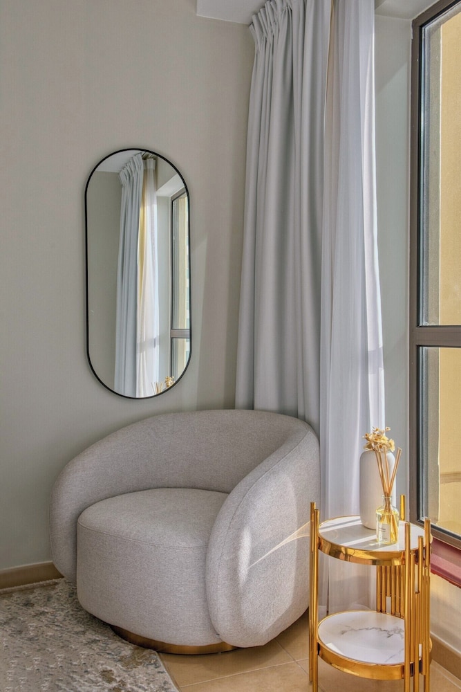 Cozy 1BR at Bahar with great view