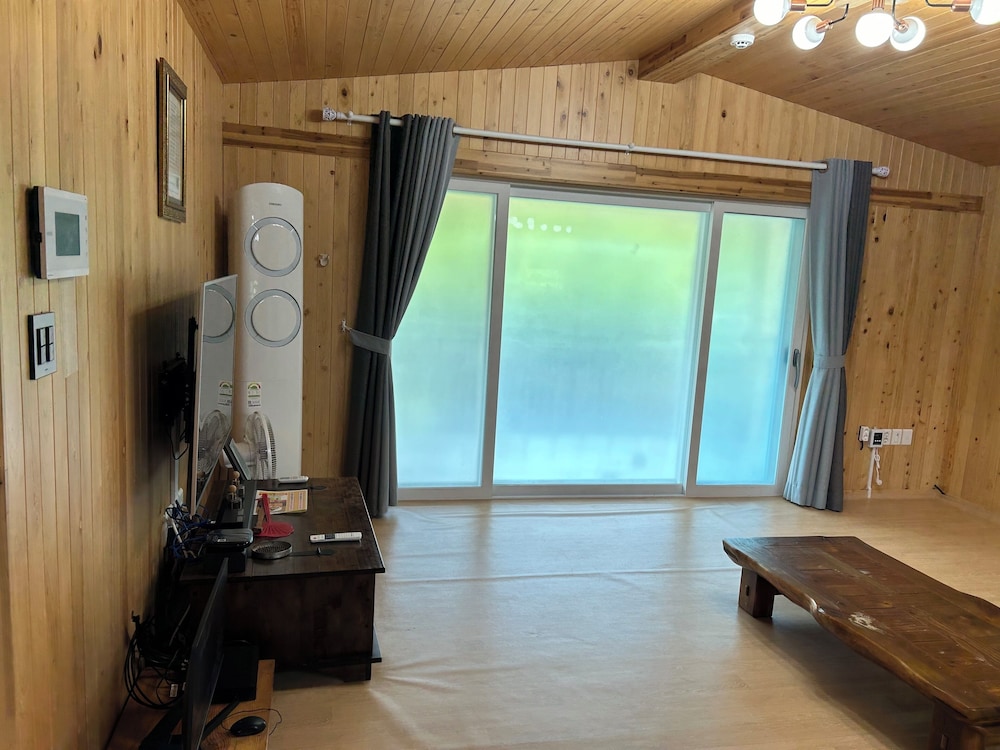 MAUMAEGOHYANG Pension