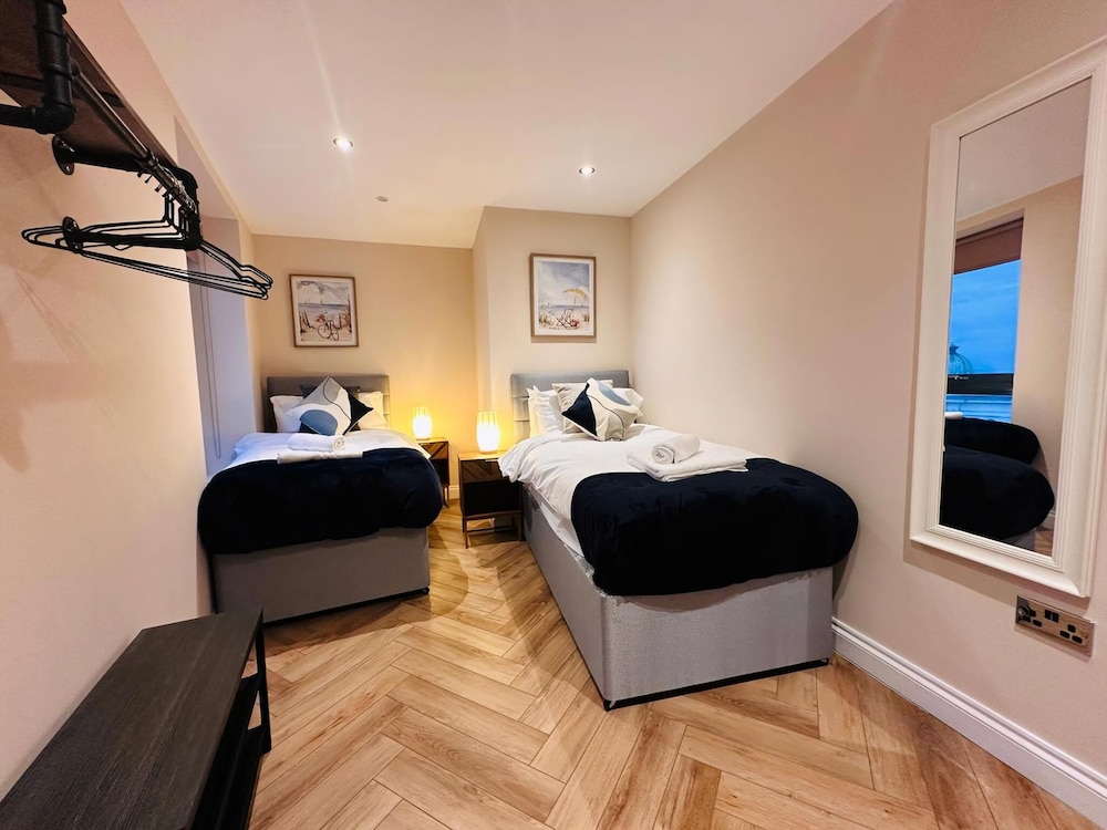Brighton City View 3-bed Retreat