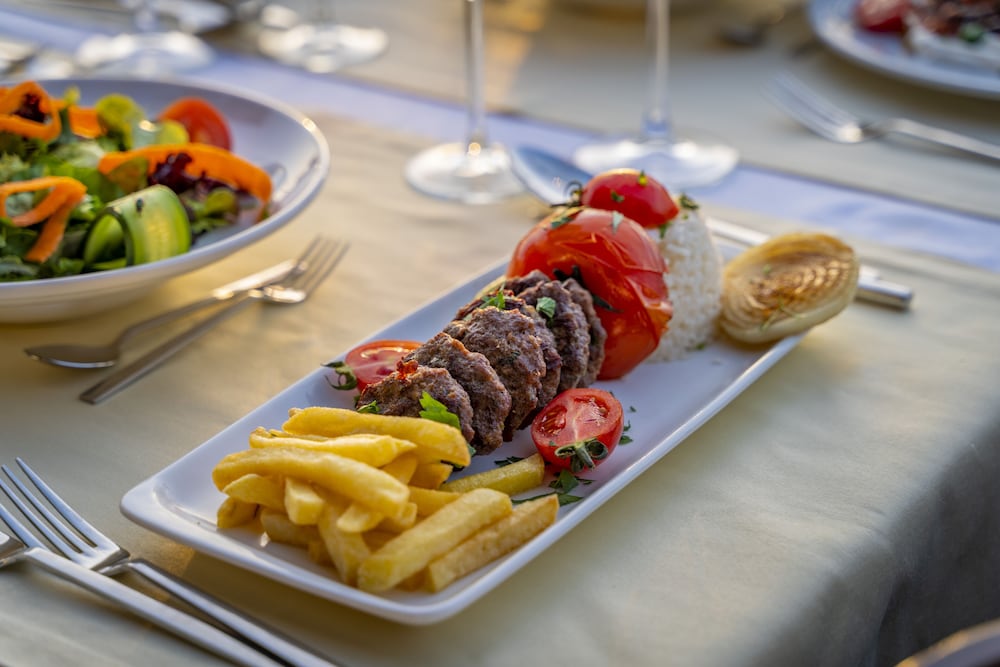 Queen Boutique Hotel - Image 35