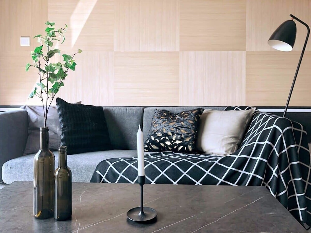 A Comfy & Stylish Suite at Suasana Suites JB 11
