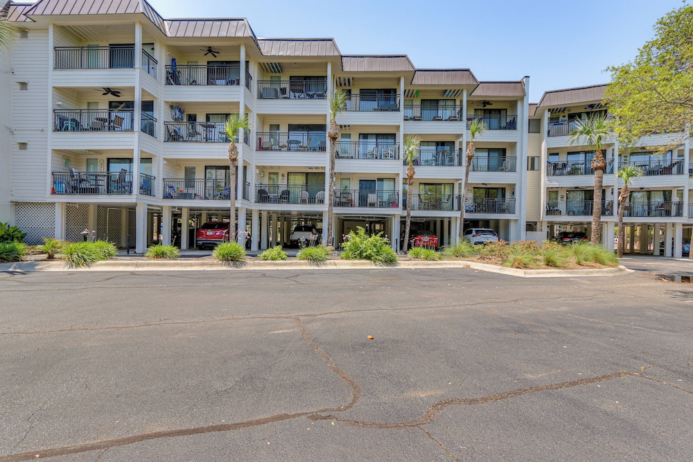 Beach Access, Covered Balcony: Hilton Head Condo! view 5