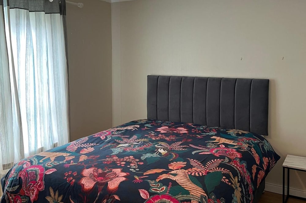 4 Bedroom House in Newry Central