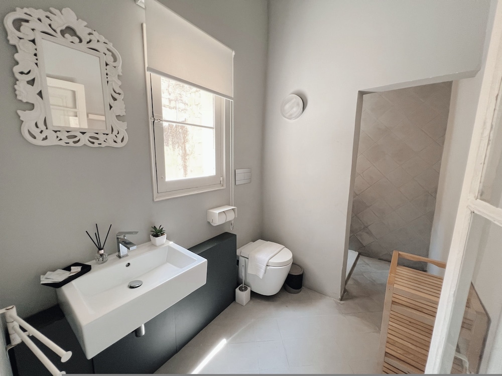 Charming Spacious 3BR Apartment