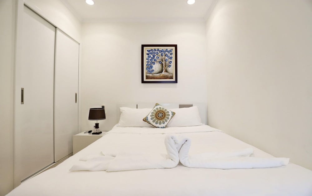 Bom Homestay Vinhomes Times City