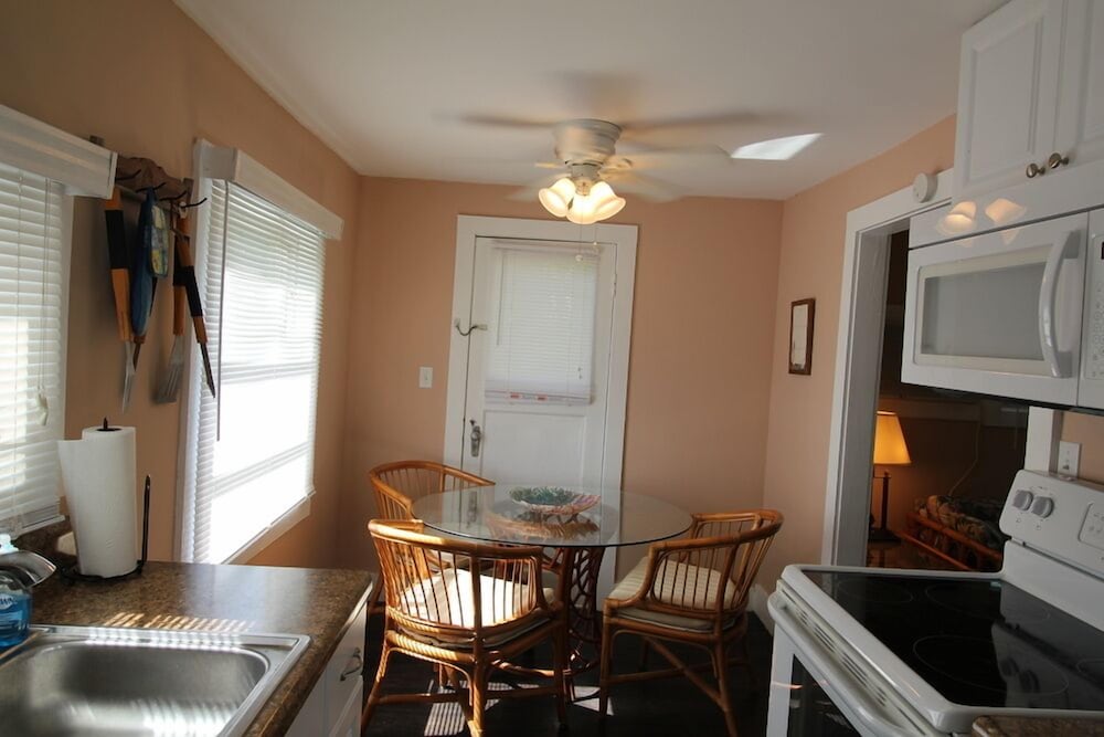 Indian River Lagoon Waterfront Cottages