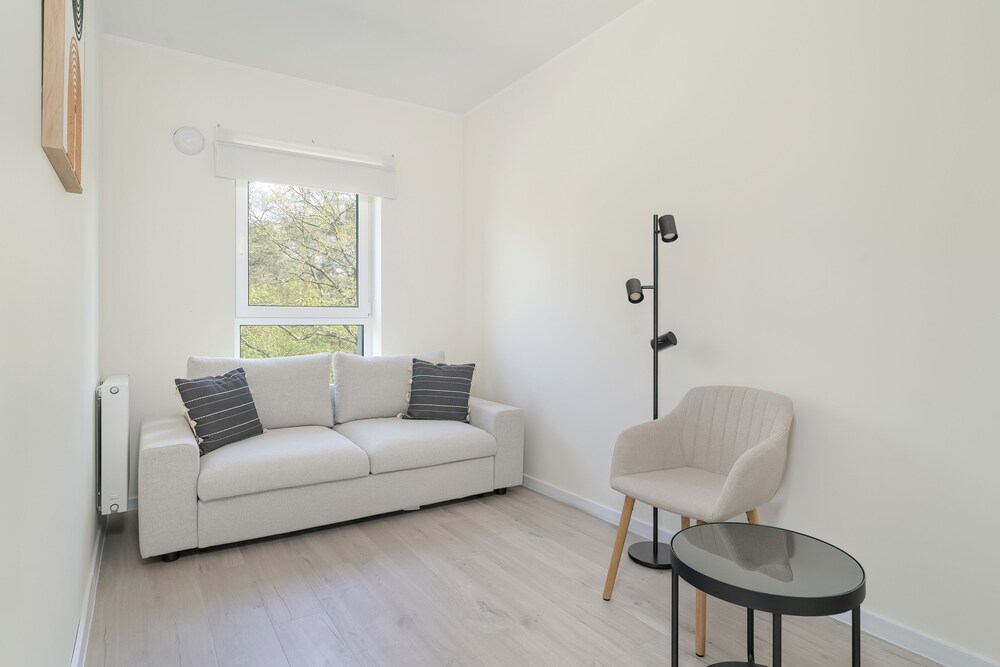 Apartment With 3 Bedrooms by Renters