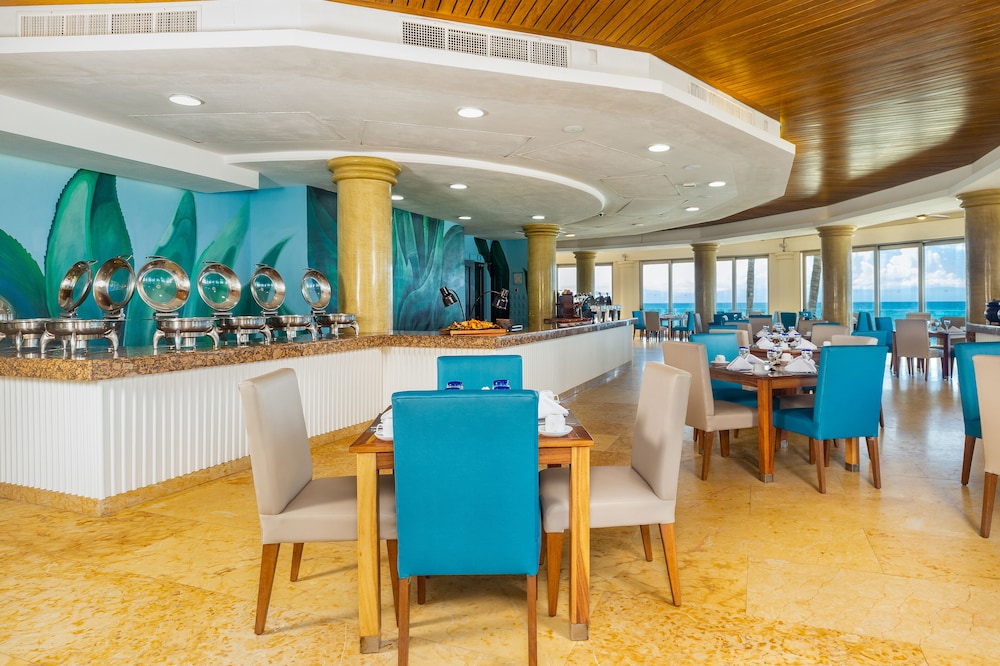 Villa Del Palmar Flamingos Beach Resort and Spa