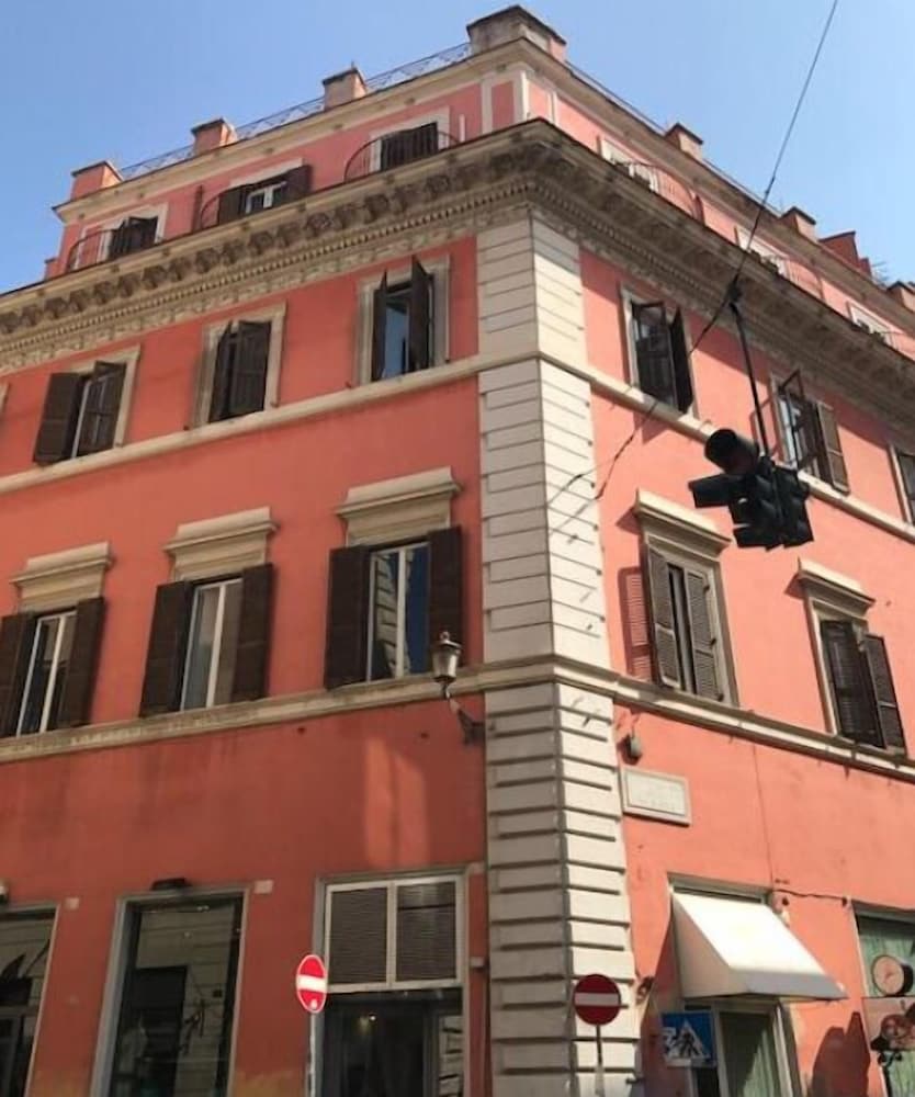 Room 94 Spagna